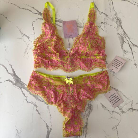 Savage X Fenty Other - Savage x Fenty Lace Yellow and Pink bralette and panty set size Small